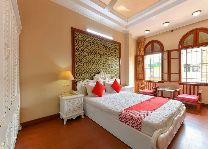 Nhà Nghỉ Bích Ngọc OYO 217